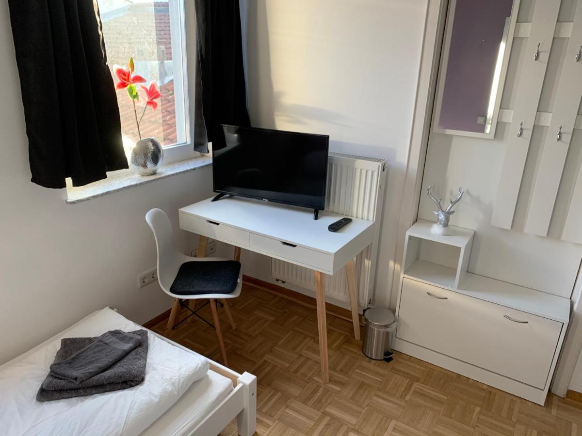 Aschaffapartment 4 Schlafzimmer Bis 10 Personen Bei Aschaffenburg Mainaschaff Exterior foto
